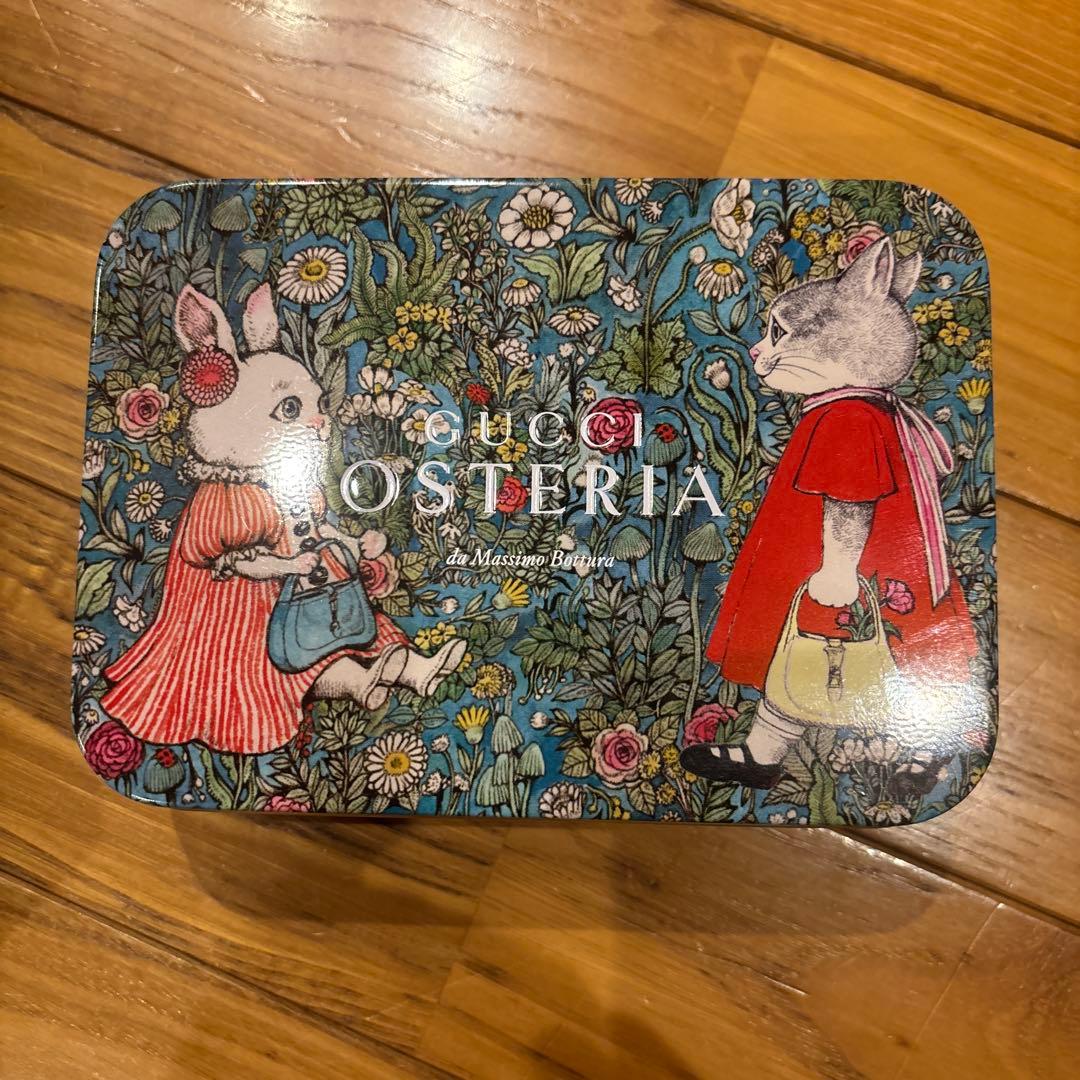 GUCCI ビスケット缶 A Trip to Italy