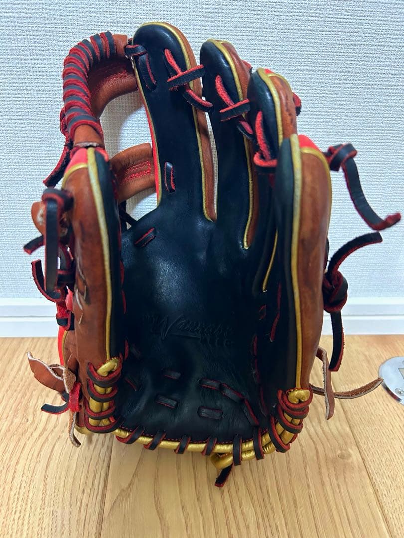 Wilson ウィルソン 軟式グローブ レッド/ブラック /ゴールド 内野用