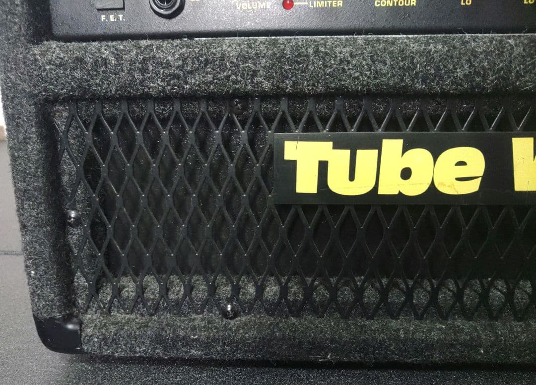 希少　Tube Works RT-3300　300W 　ベースアンプヘッド