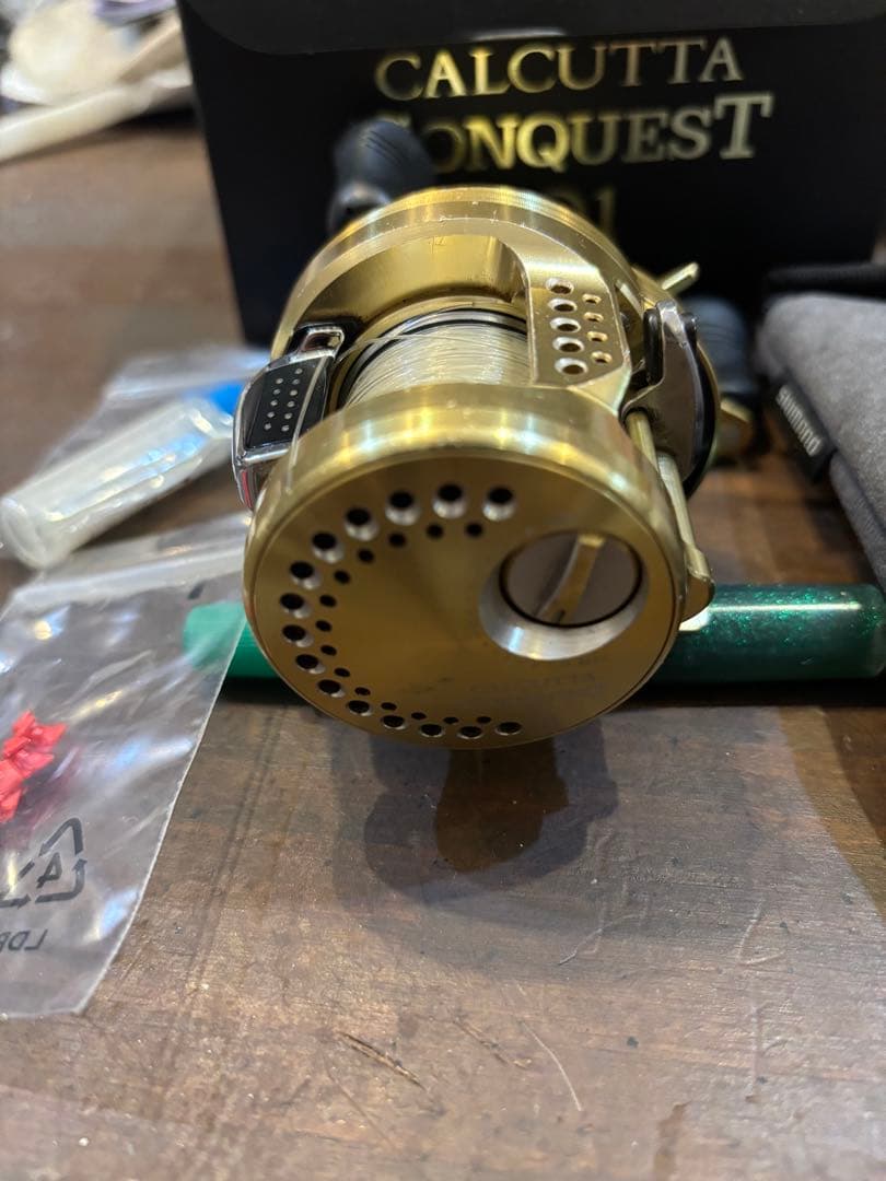 14CALCUTTA Conquest 101 ベイトリール
