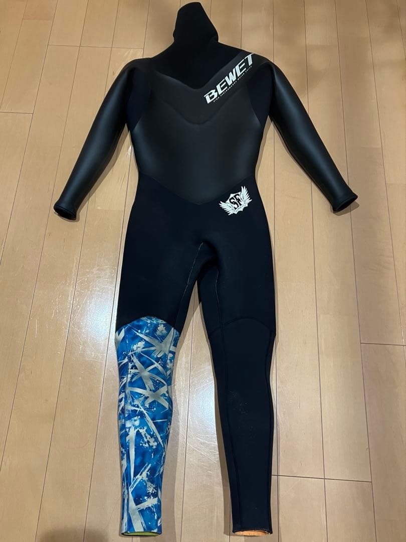 メンズ　セミドライ　ノンジップ　ネックエントリーウェットスーツ　5mm×3mm