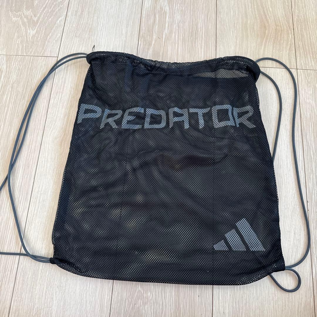 adidas Predator 27.5cmのサッカースパイク、FG収納バッグ