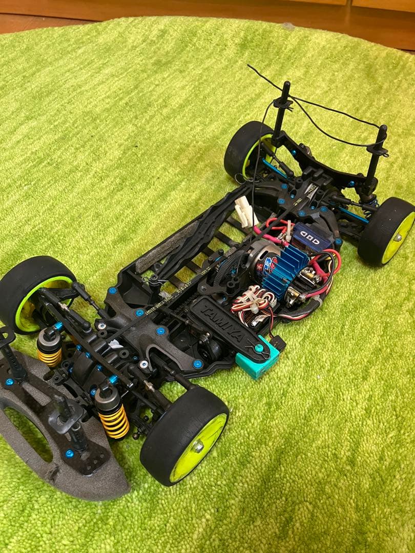 タミヤ　TA-05 メカ付き(サーボ、アンプ、ポンダー、受信機、モーター)