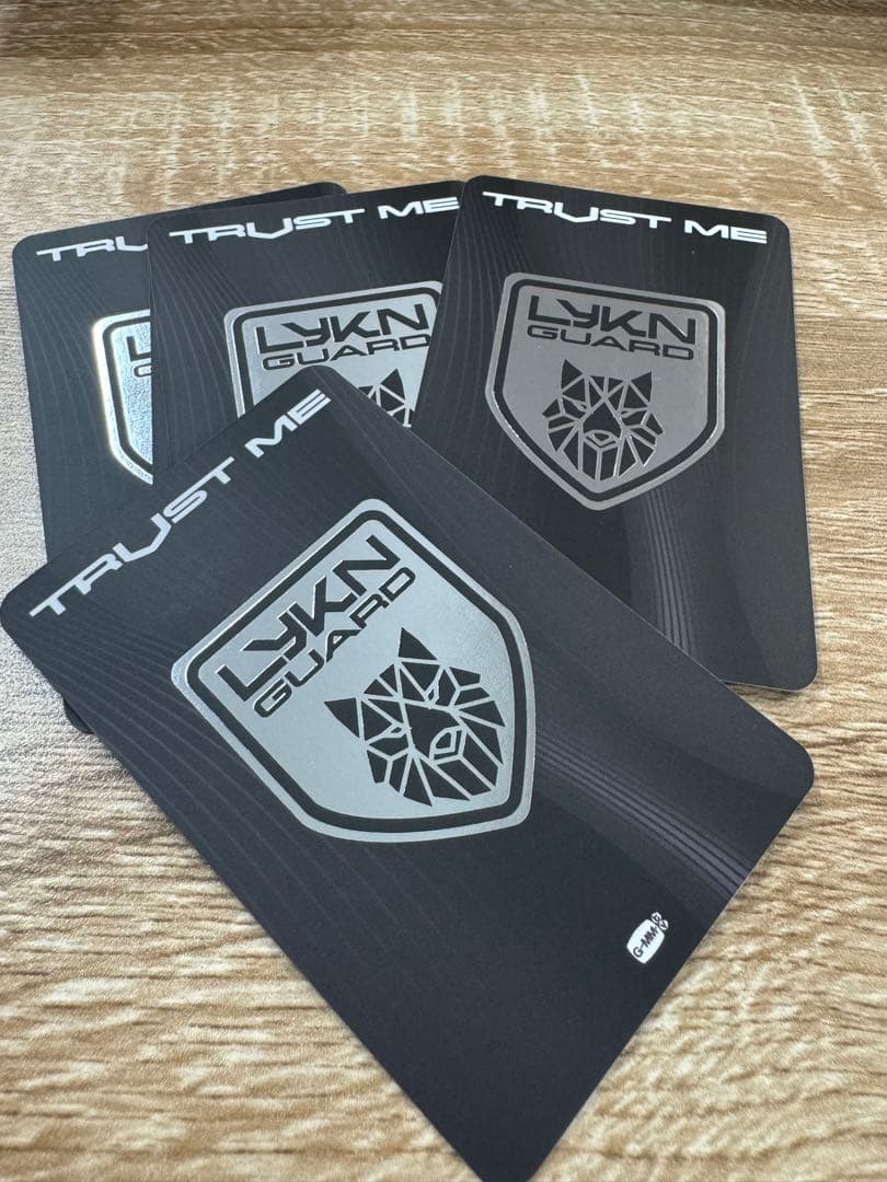 LYKN カードホルダー&トレカ セット LYKYOU 完売品