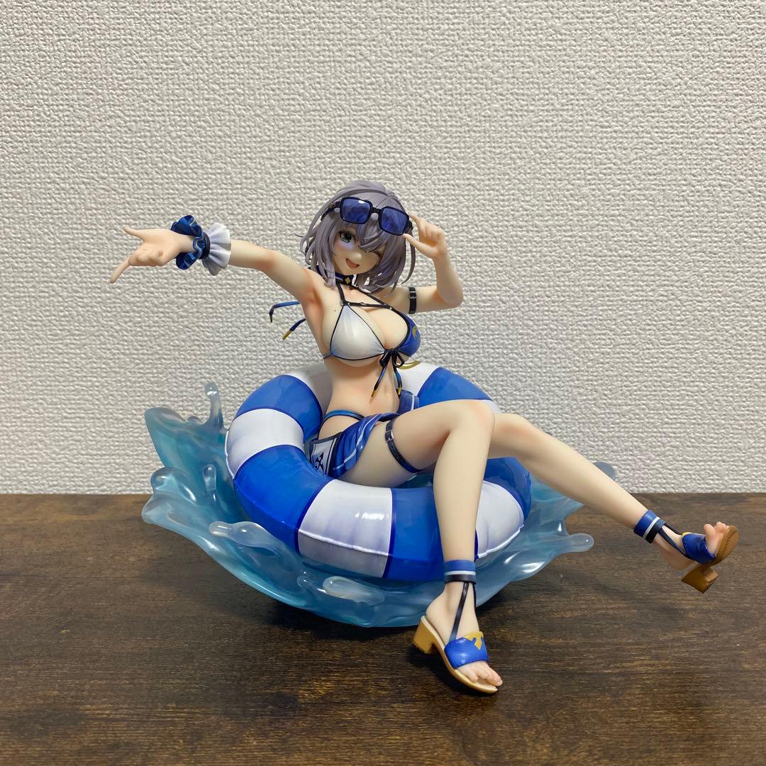 白銀ノエル　水着　フィギュア