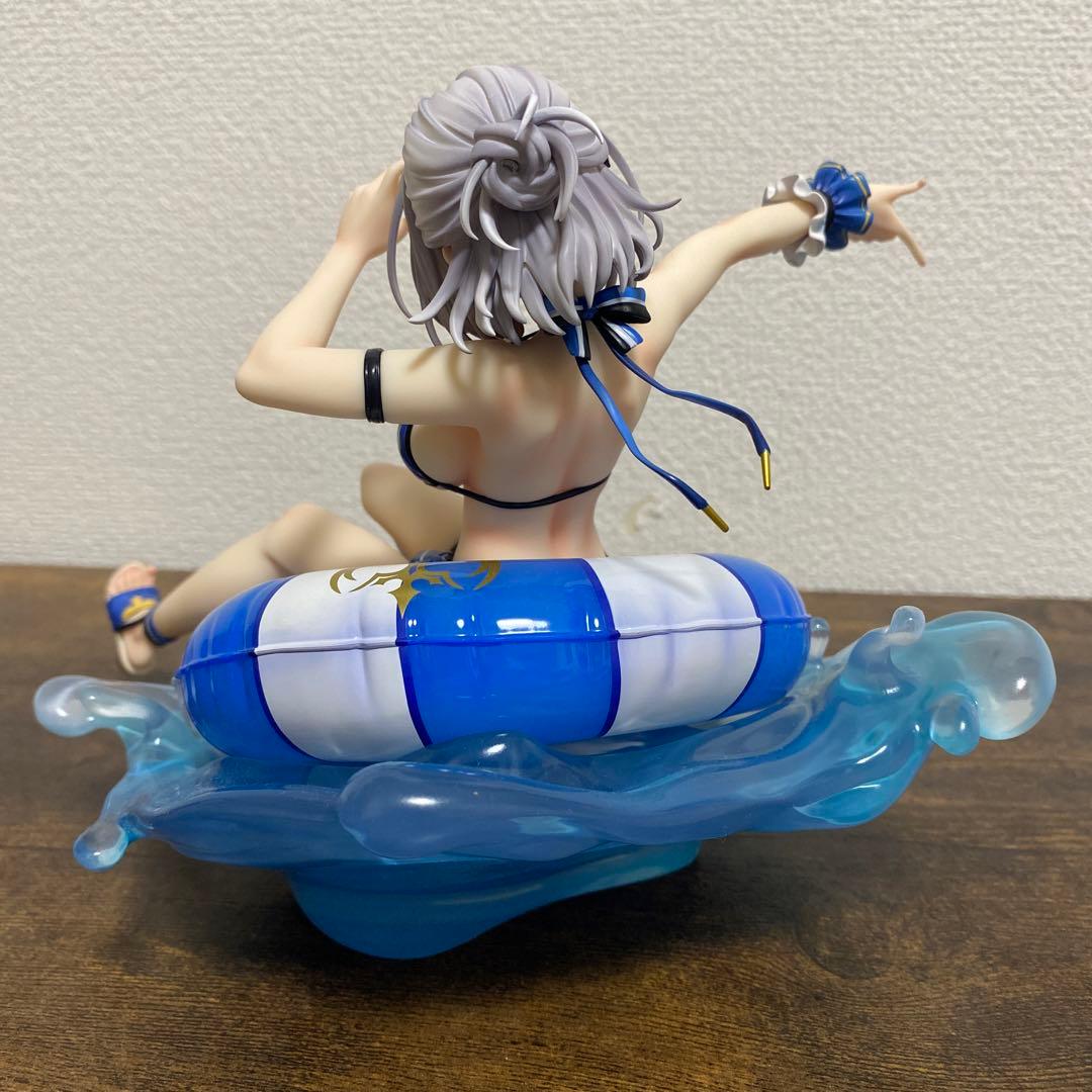 白銀ノエル　水着　フィギュア
