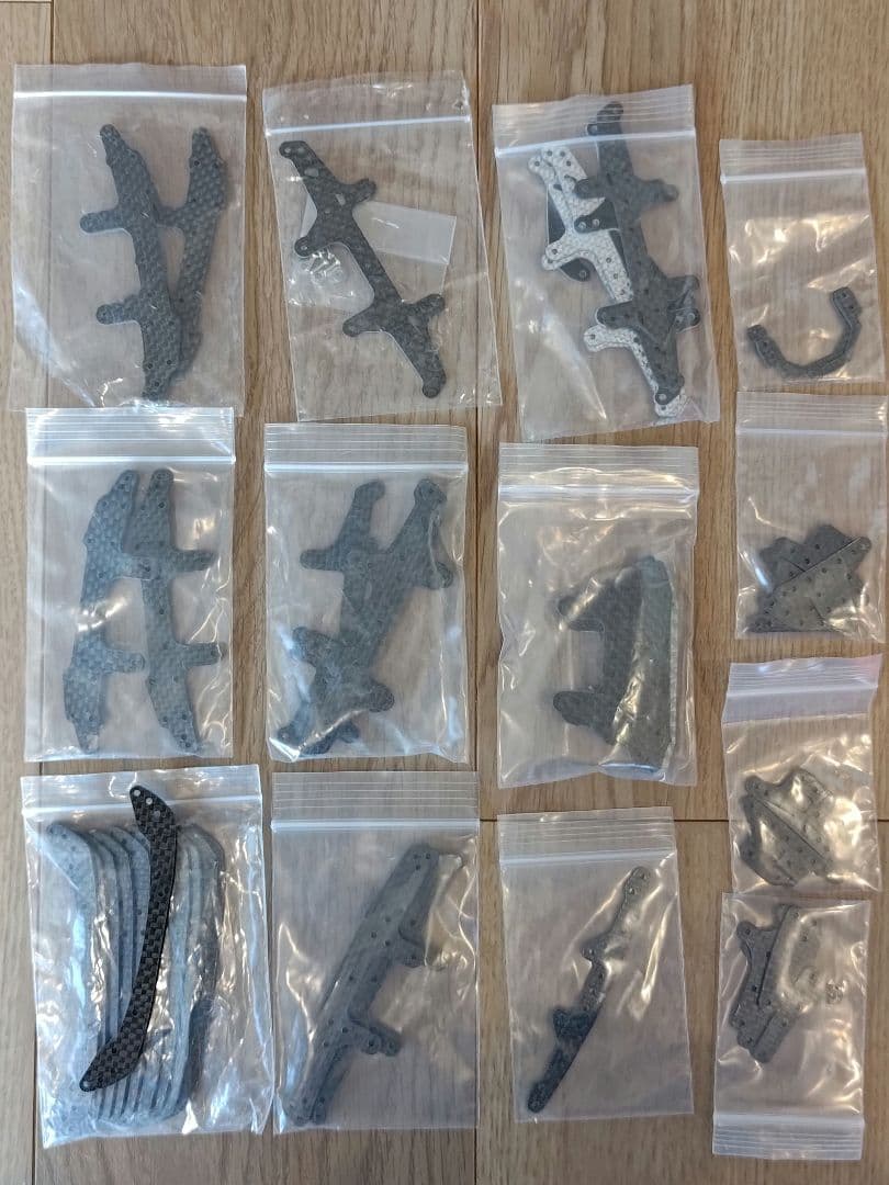 ミニ四駆 バンパー系パーツセット（カーボン・FRP）