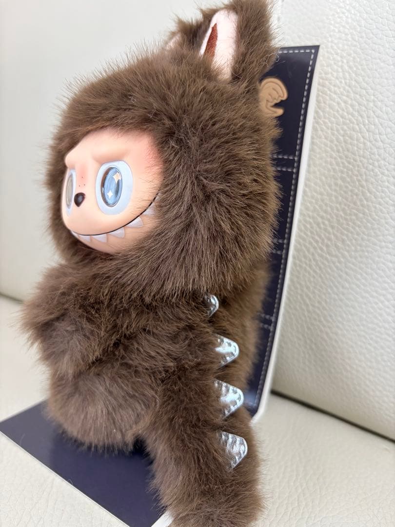 Pacifistページ(白いと茶色)