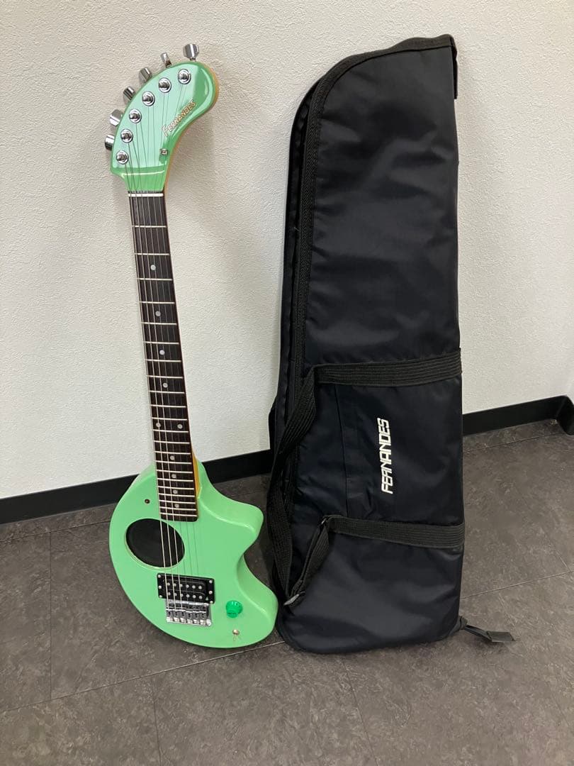 値下！FERNANDES ミニエレキギター ZO-3 ミントグリーン アンプ内蔵