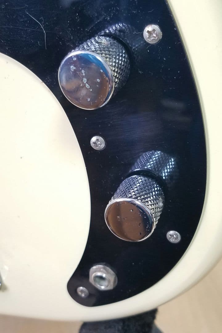 日本製 Squier by Fender プレシジョンベース