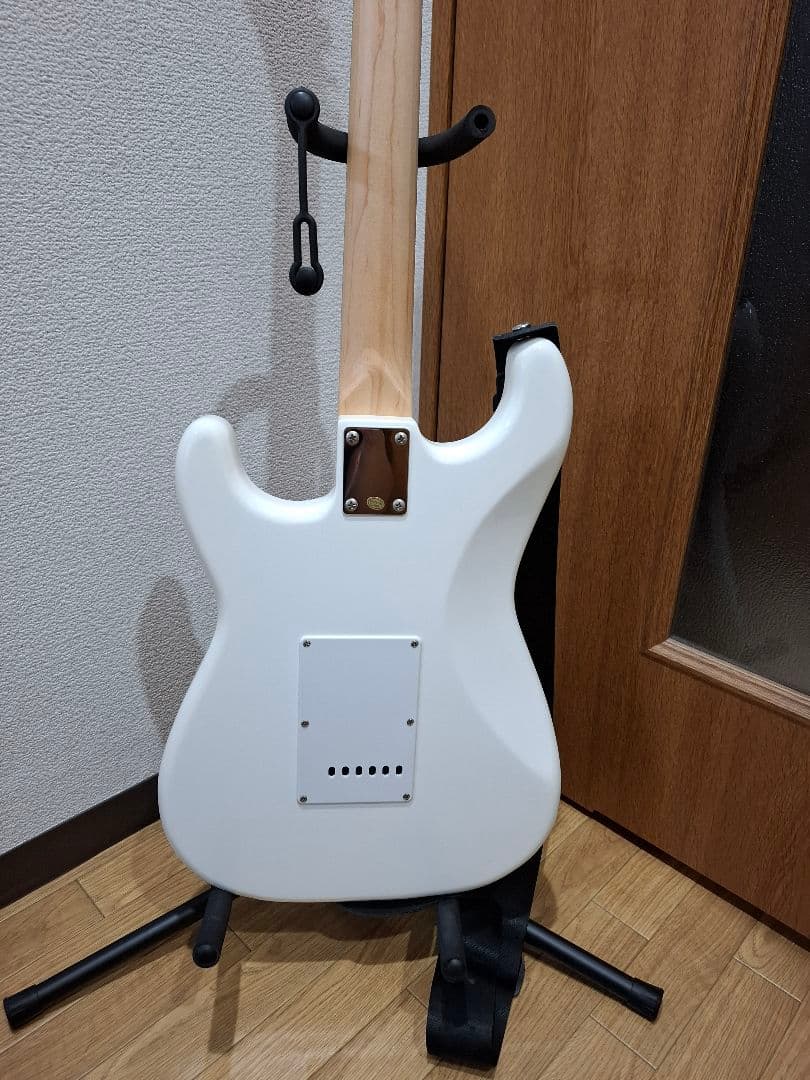 Legend エレキギター ホワイト