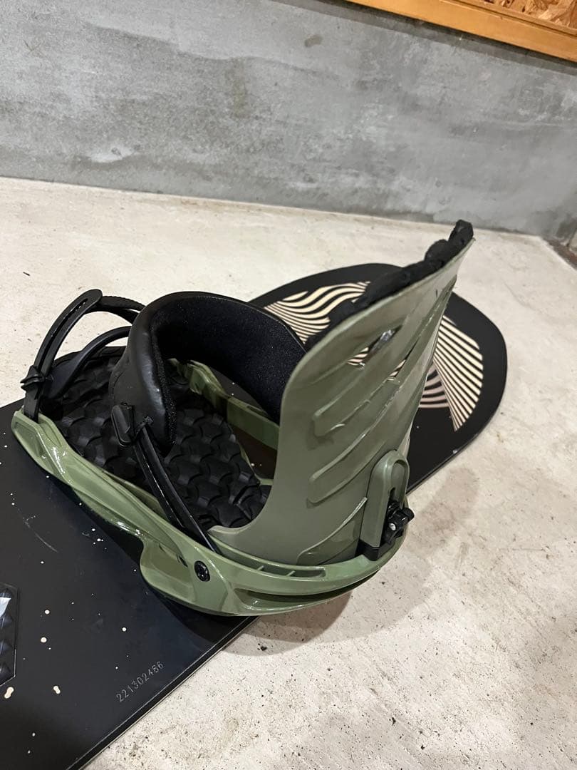 Bataleon Blow 151㎝　ビンディング　サロモン　美品　即日発送可能