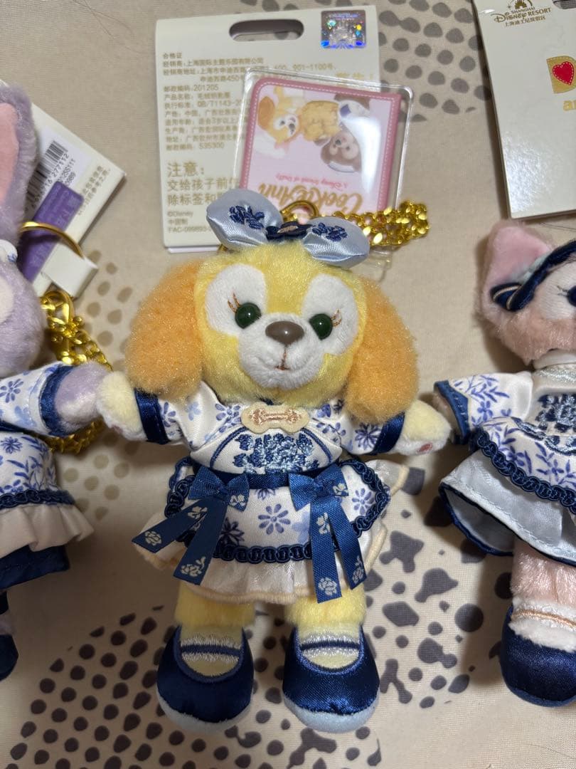 上海ディズニー　青花　キーチェーン　3点セット