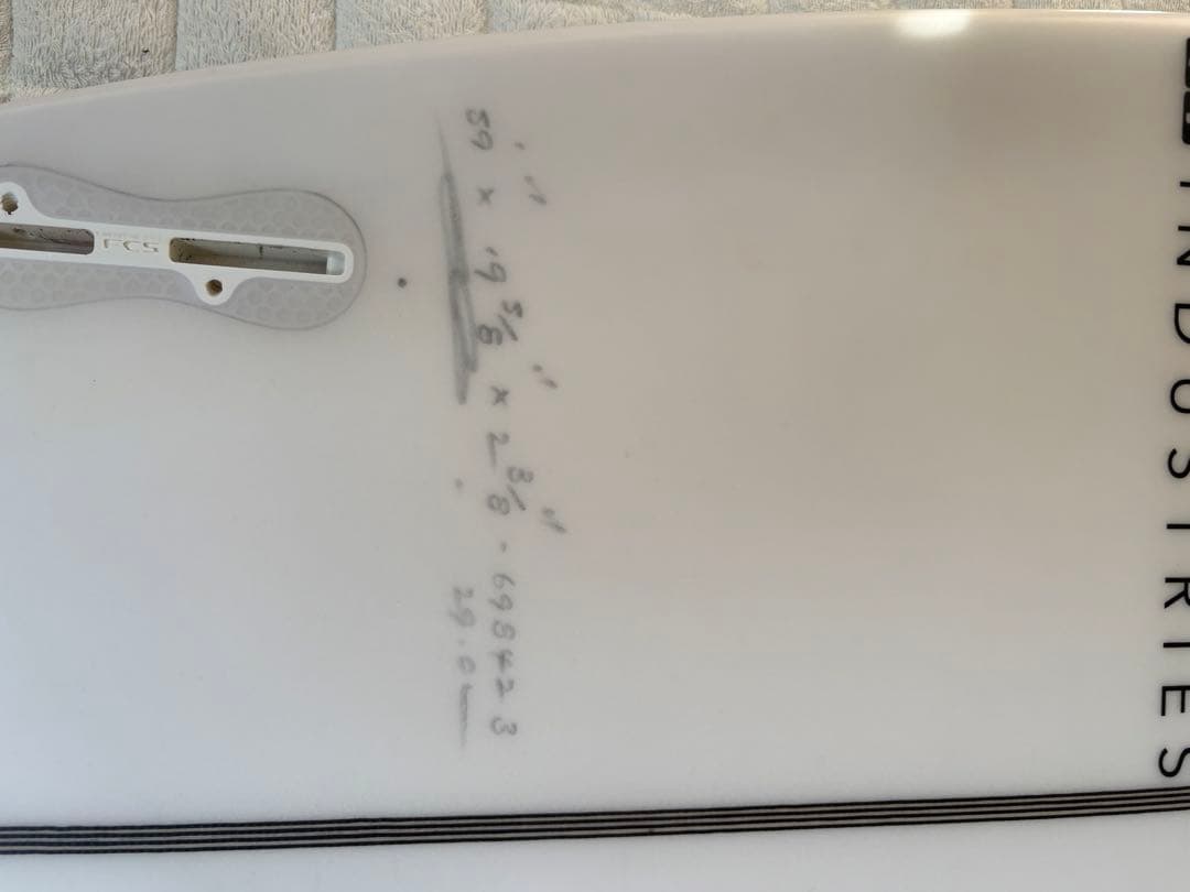 JS XERO 5'9 29.0L ショートボード