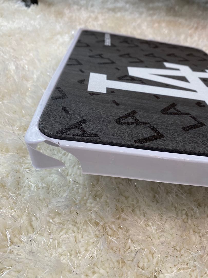 大谷翔平選手の名前入り！ ワイヤレス充電器&マウスパッド