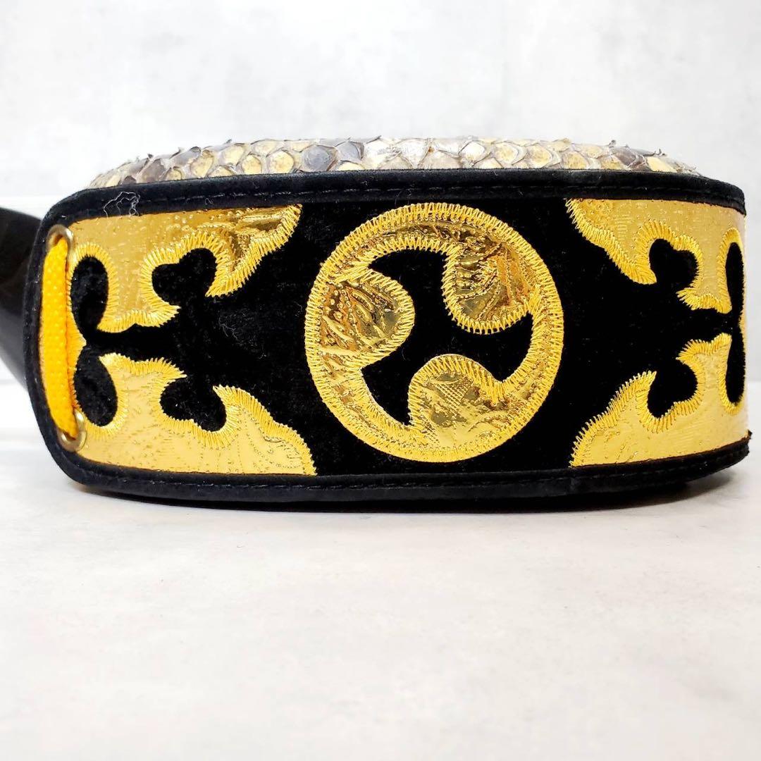 美品 沖縄三線 本蛇皮張り 高級クロコ調ハードケース付き 和楽器 三味線 弦楽器