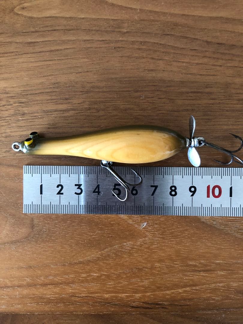 名称不明ハンドメイドトップウォーター ペンシル型ルアー オリーブ木目調