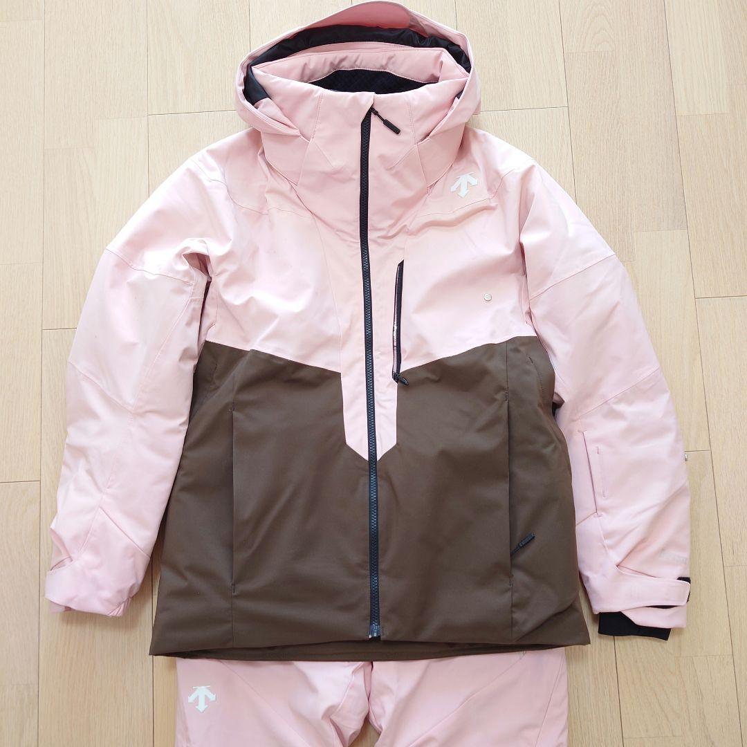 〈値下げ〉2024/25 DESCENTEスキーウェア上下