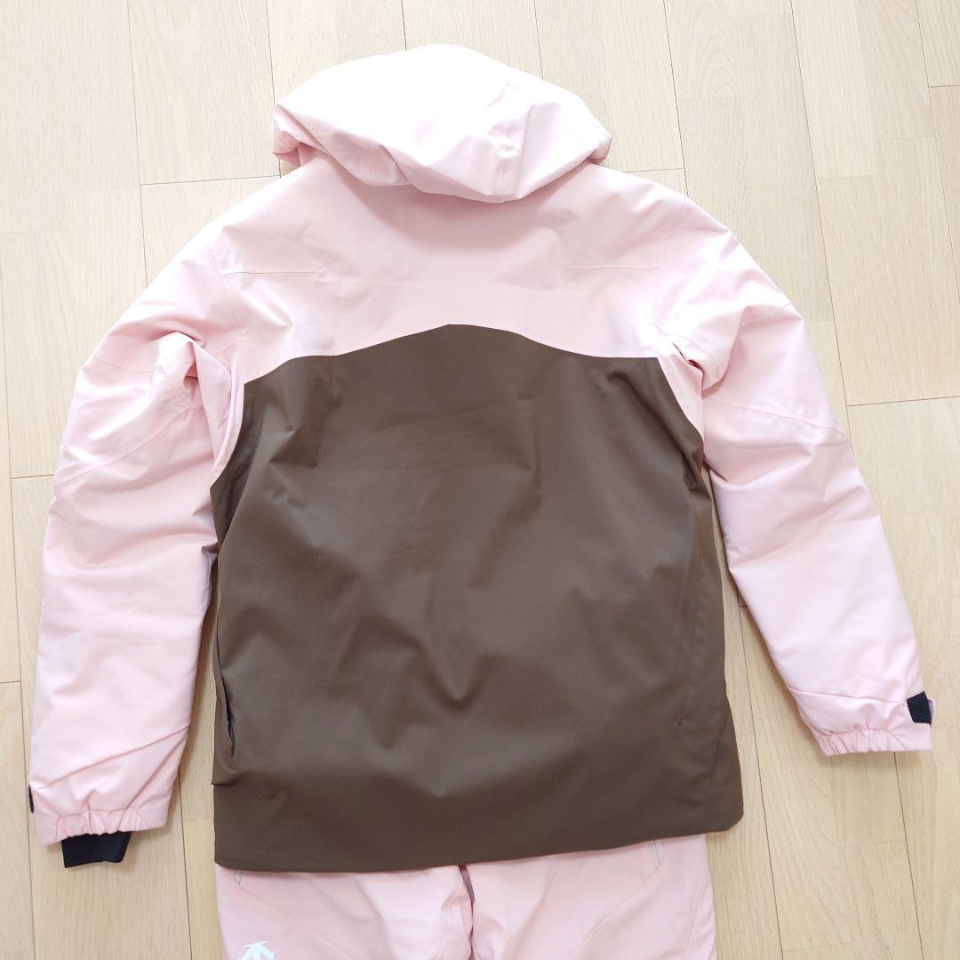 〈値下げ〉2024/25 DESCENTEスキーウェア上下