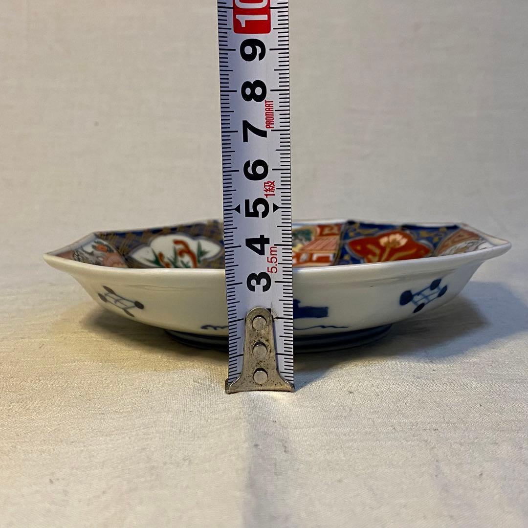 伊万里　古伊万里　八角皿　色絵　金襴手　花の図