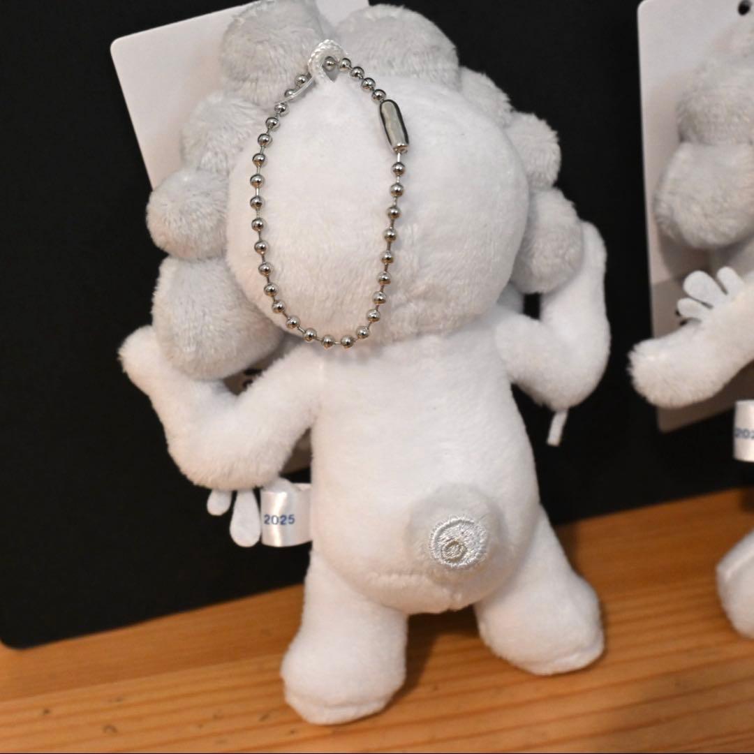 白ミャクミャク ボールチェーンマスコットA B C ぬいぐるみ　キーホルダー