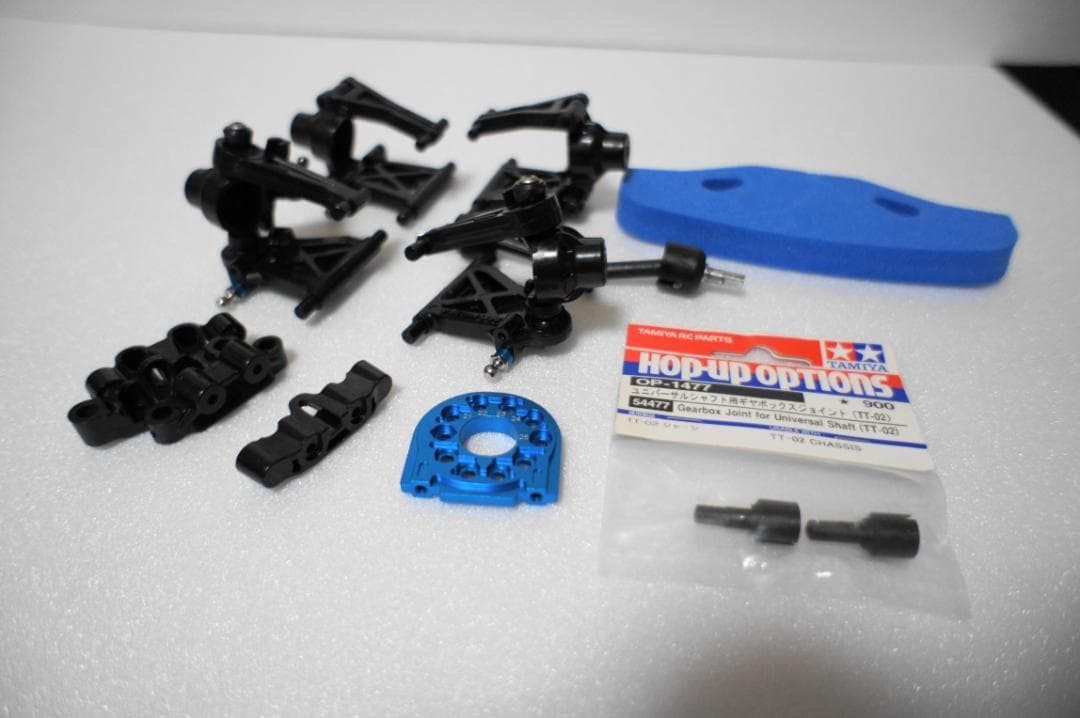 タミヤ　TT02シャーシ　WRXボディ付き