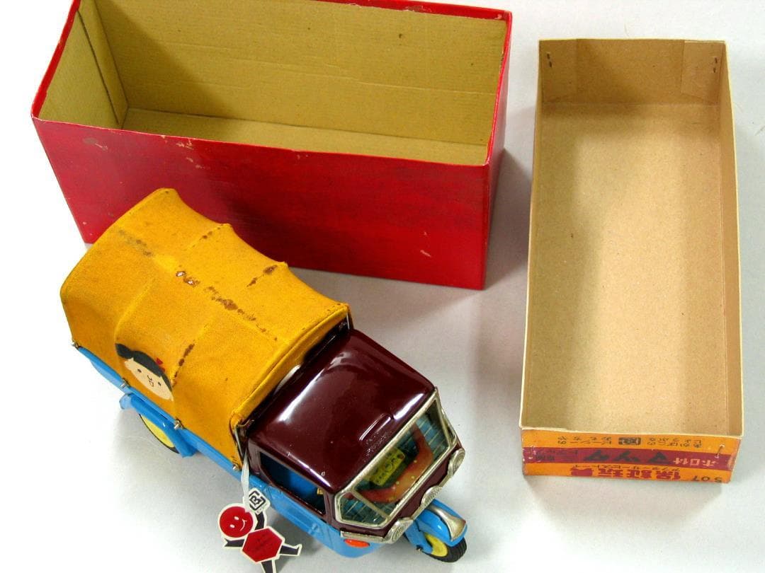 マツダ   三輪  トラック   オート三輪  　東洋工業   バンダイ