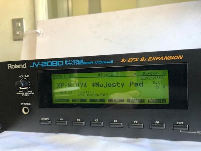 Roland JV-2080 音源モジュール　ボード8枚搭載