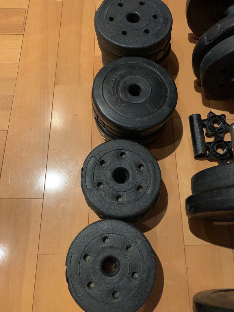 ウェイトプレートと調整可能なベンチセット