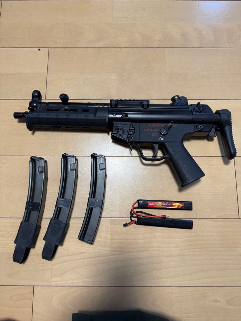 実物多数！ 次世代 mp5a5 バッテリー付き！magpul マグプル 電動ガン