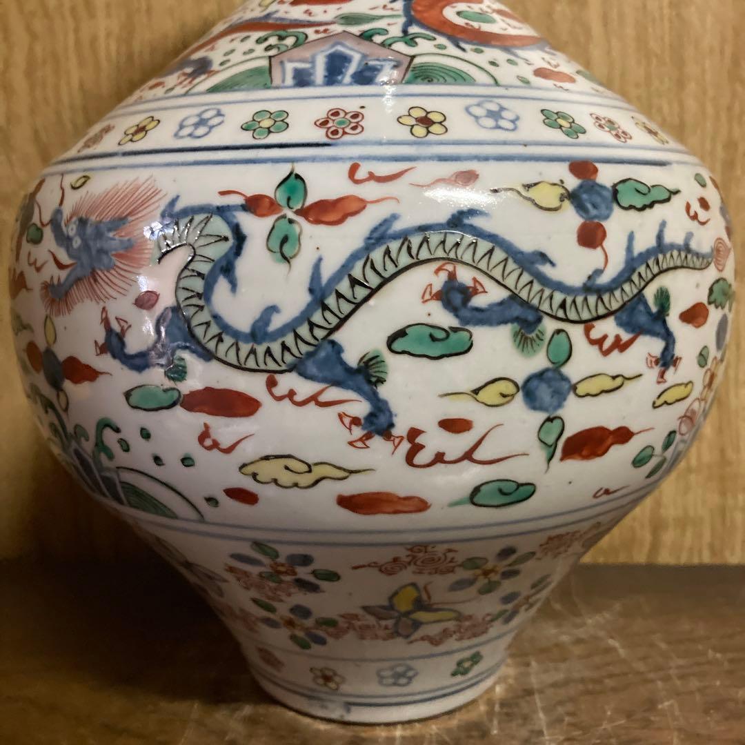 中国　色絵　瓶　龍鳳花蝶図　大明萬暦年製銘