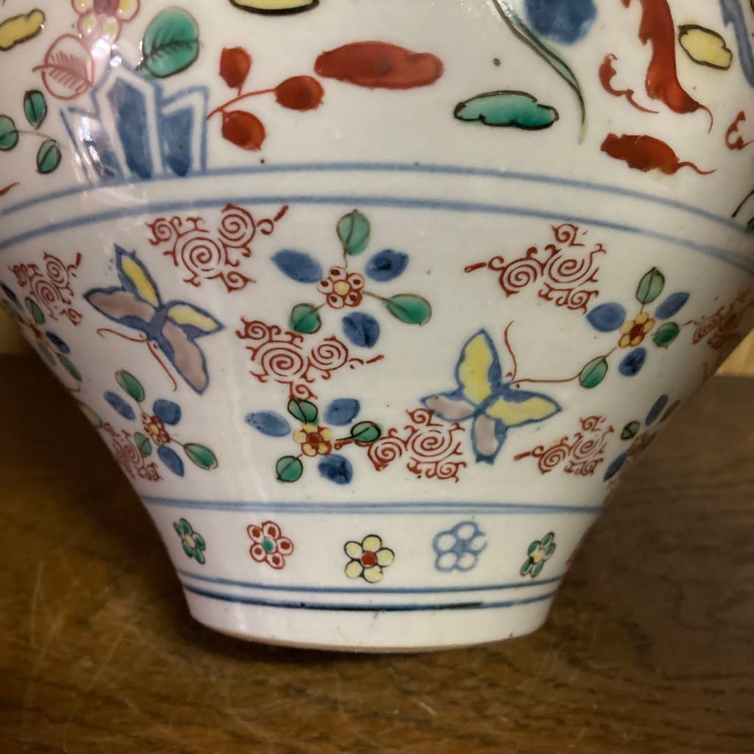 中国　色絵　瓶　龍鳳花蝶図　大明萬暦年製銘