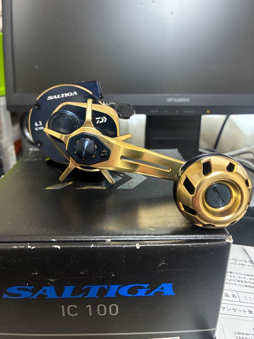 【美品】ダイワ 21 ソルティガ IC100