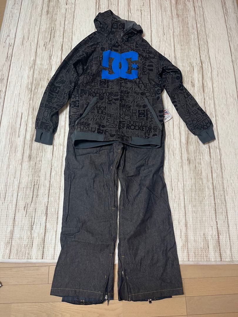 DC スノーボードウェア 上下セットMサイズ