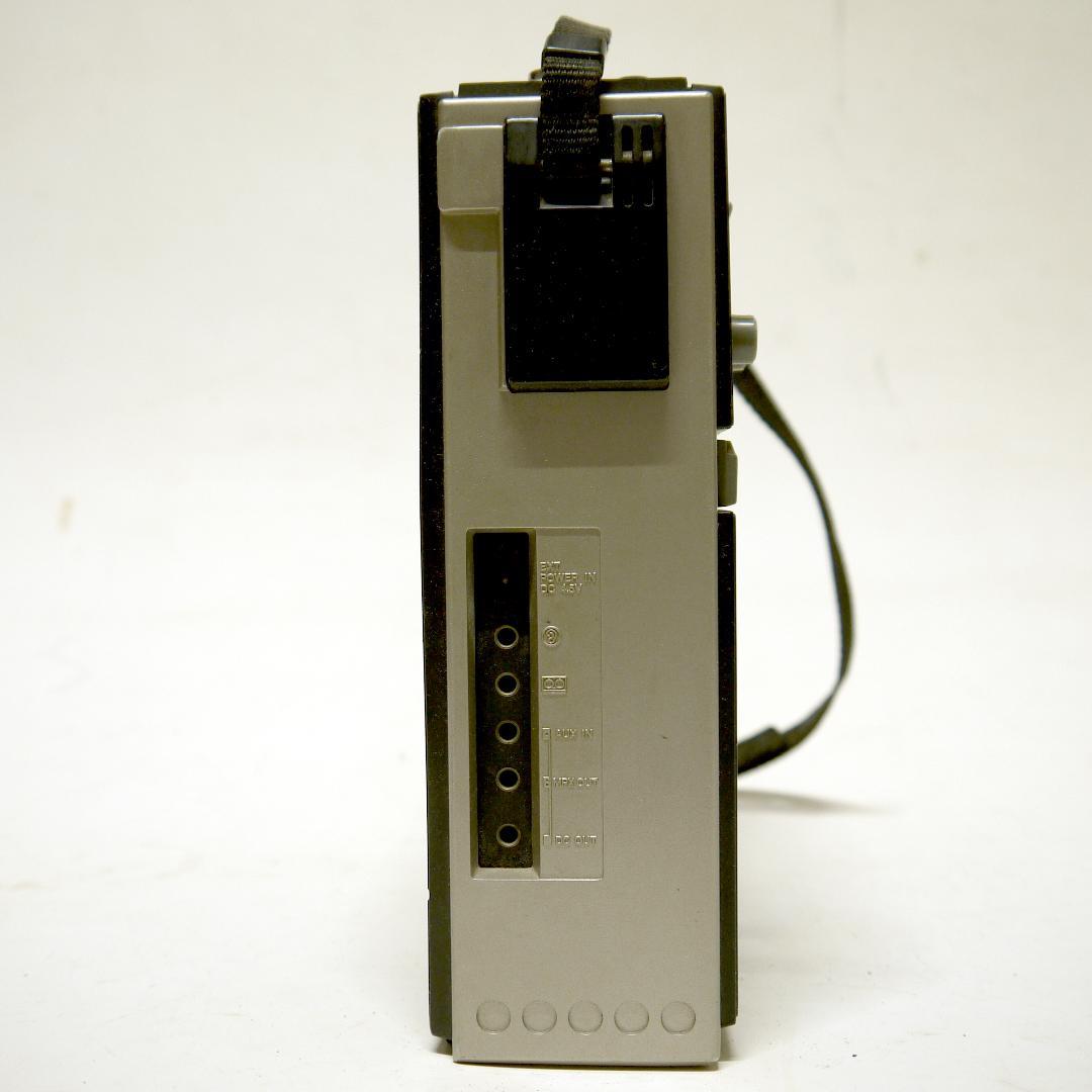 SONY ICF-5500 ACアダプターとイヤフォン付き