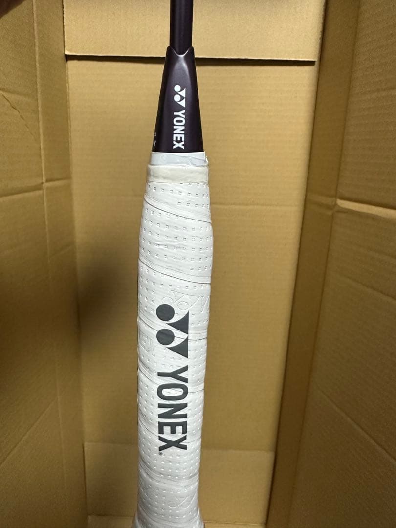 YONEX バドミントンラケット 多色デザイン 4U5