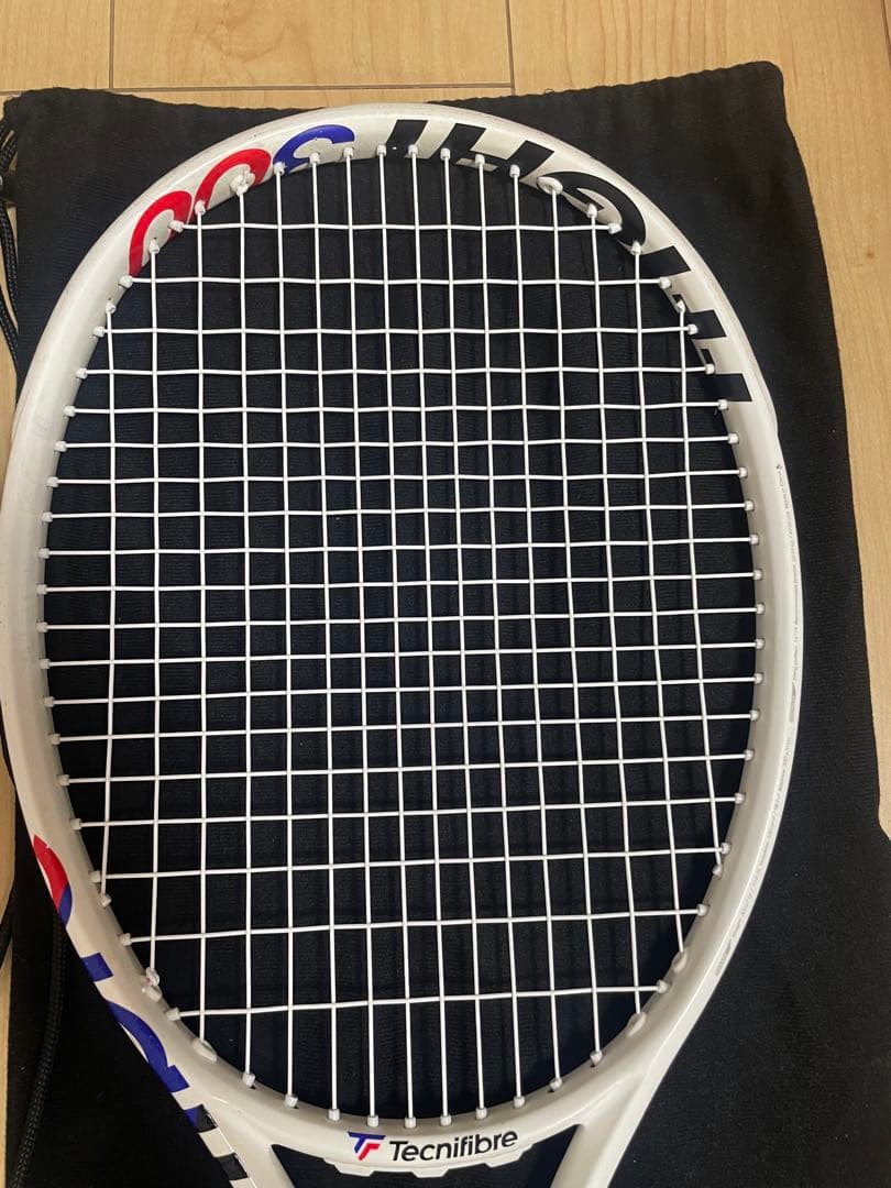 Tecnifibre T-Fight 300 テニスラケット　2本セット