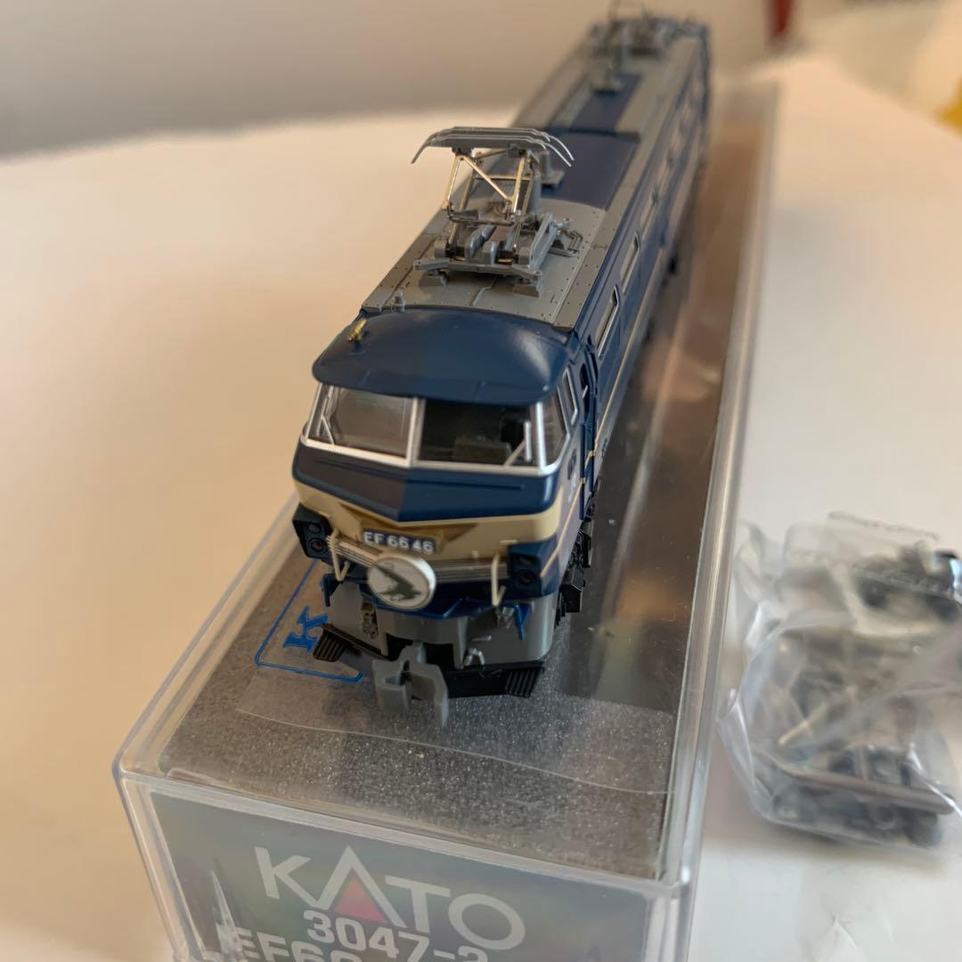 3047-2 KatoEF66後期形ブルートレイン牽引機