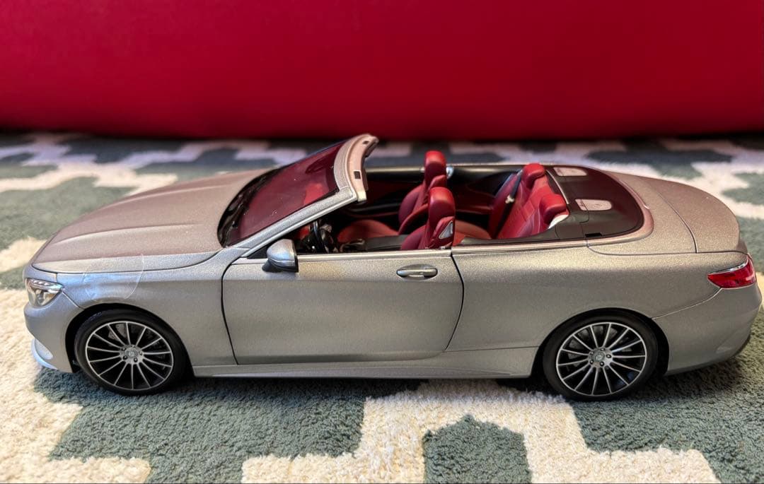 ノレブ 1/18 メルセデス ベンツ Sクラス カブリオレ グレー ミニカー