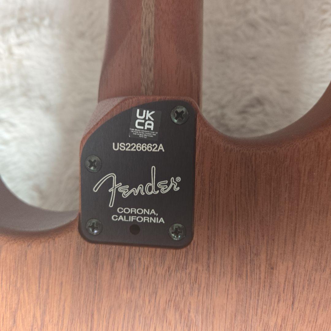 ギター FENDER AmericanAcoustasonic Stratocaster