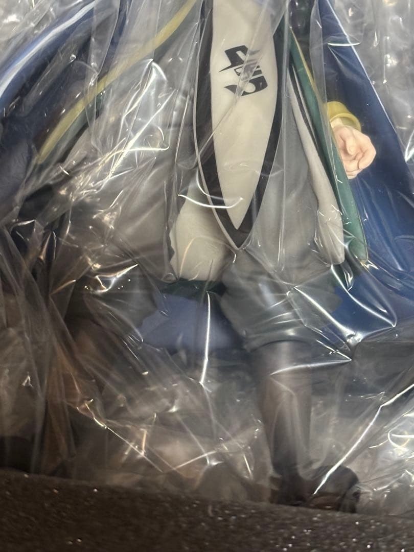 FAIRY TAIL エルザ・スカーレット ジェラール・フェルナンデスフィギュア