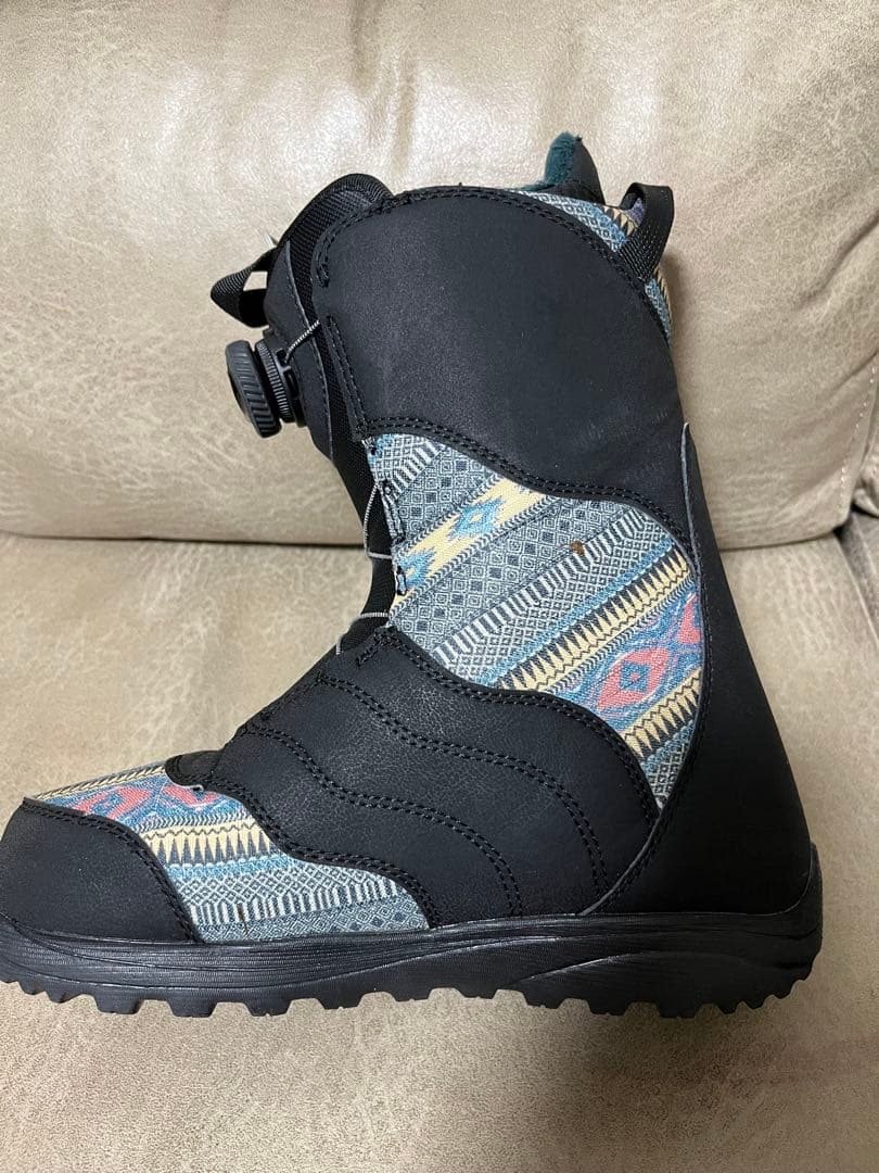 新品雪山未使用BURTON MINT BOA 23.0cm スノーボードブーツ