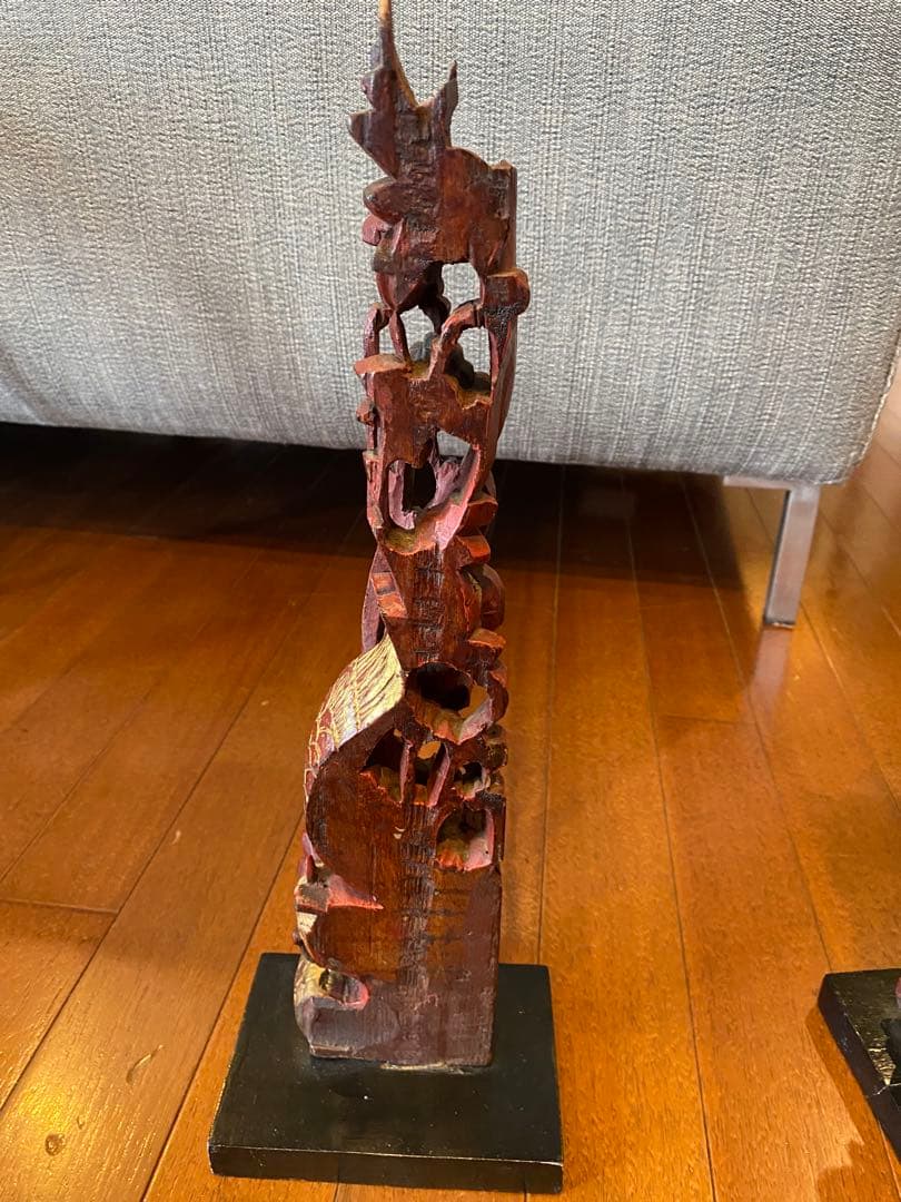 中国アンティーク　龍の彫刻