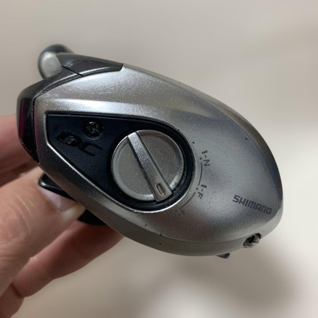 SHIMANO 11スコーピオンDC 右巻き　ベイトリール
