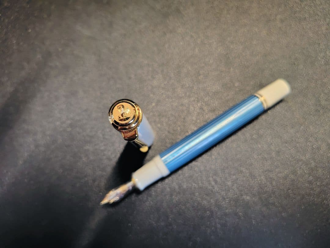 ペリカン 万年筆 スーベレーン M600 ターコイズホワイト EF 特別生産品