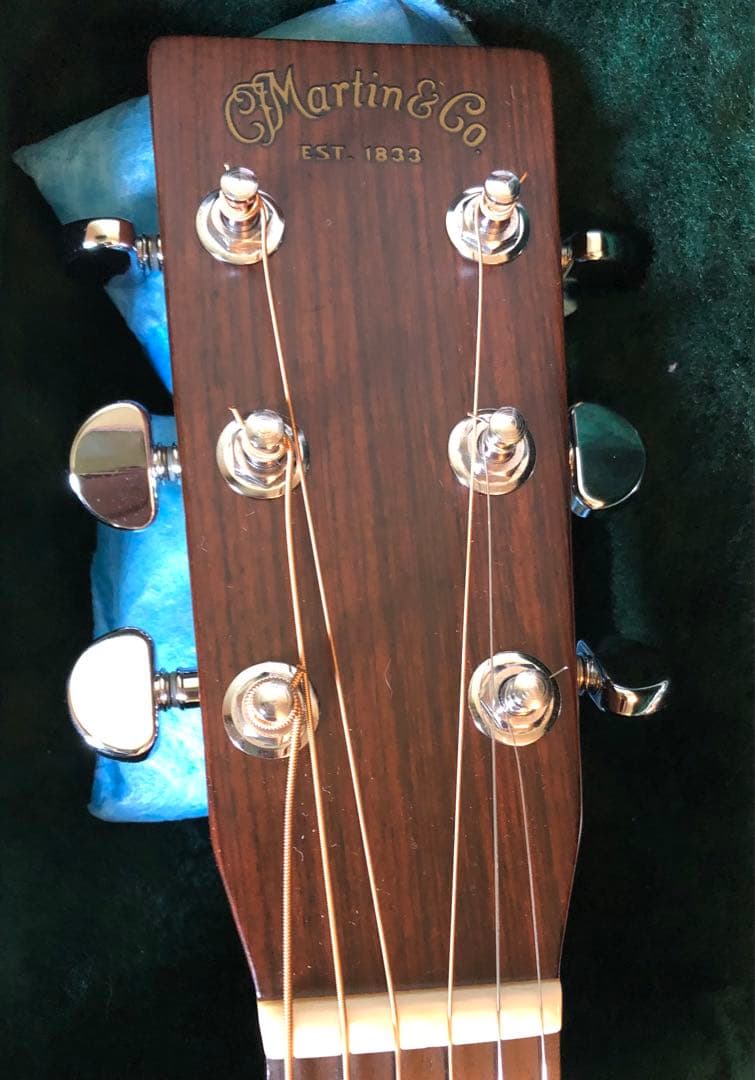 田中です！希少マーチンD28 2010 CTM