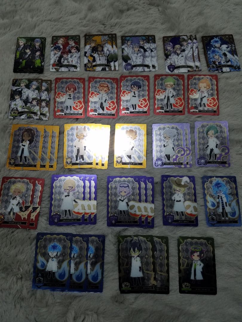 ツイステッドワンダーランド グッズ