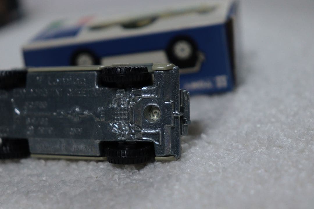 日本製　トミカ　外国車シリーズ　ランボルギーニ　チータ　F65