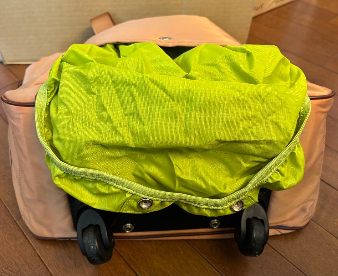 カナナプロジェクト　キャリーバッグ 機内4輪サイレント