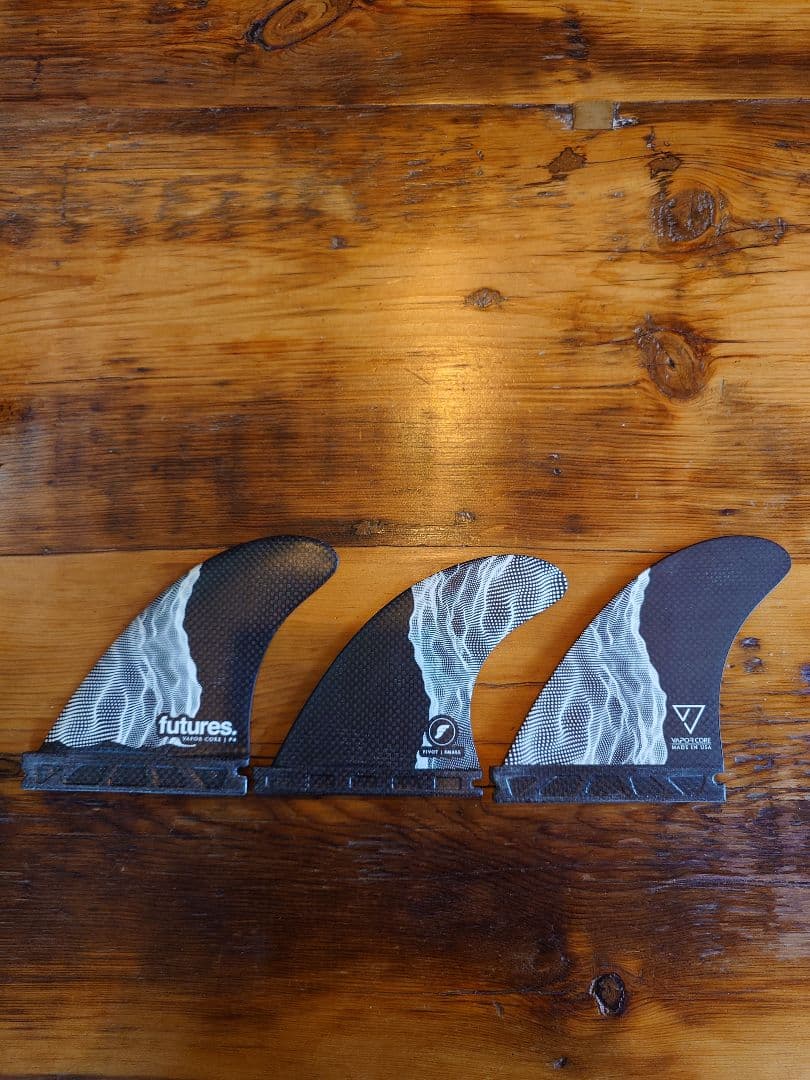 futures フューチャー フィン vapor core F4